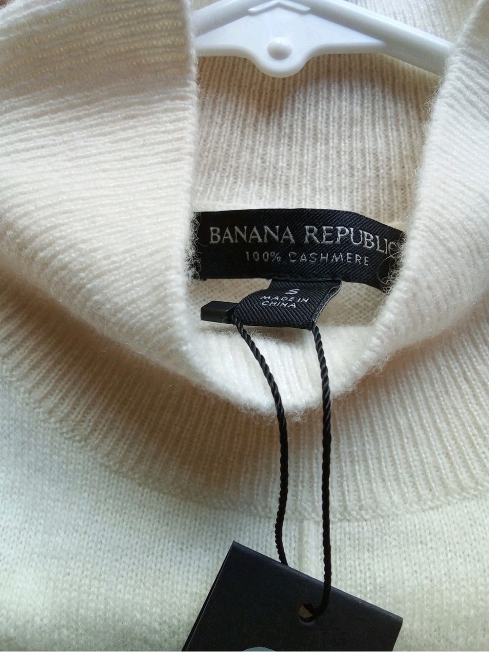 BANANA REPUBLIC Franca Cream Sleeveless Knit Top 100% Cashmere Padded Small - Picture 4 of 7